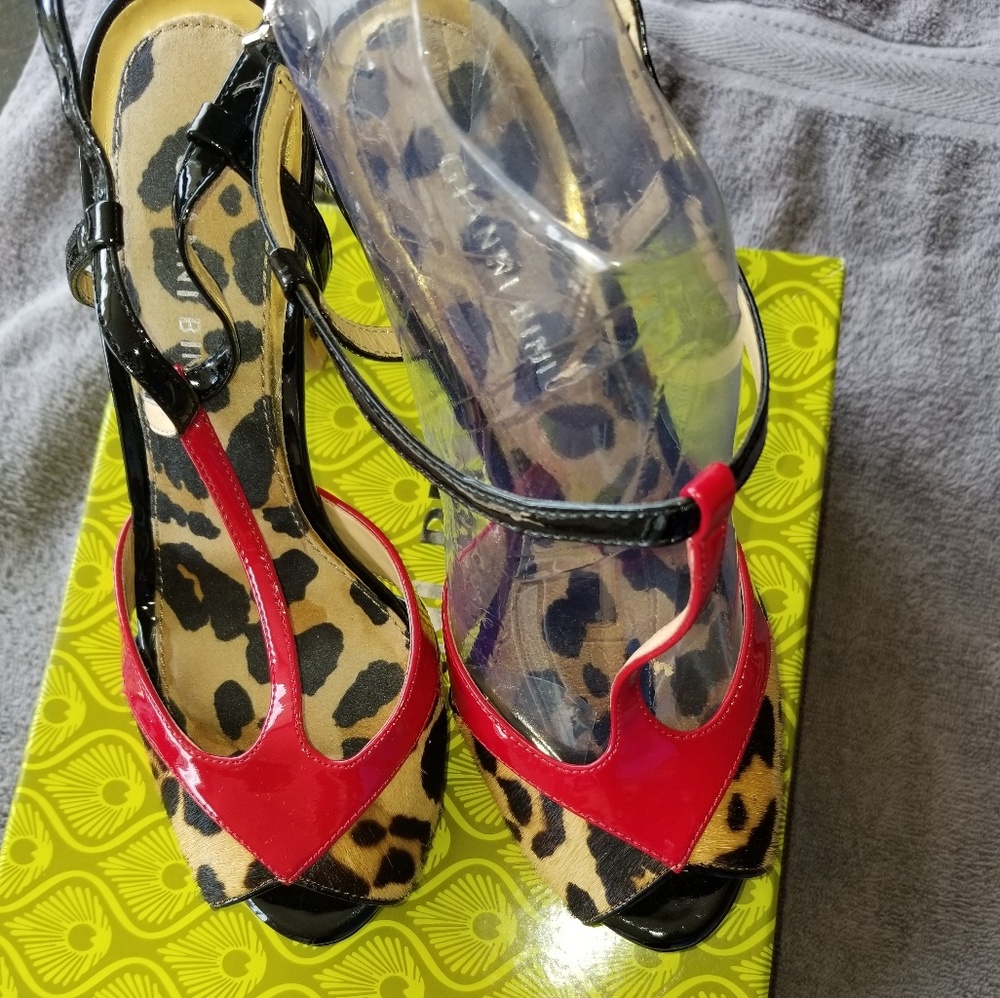 Red/leopard print heels
